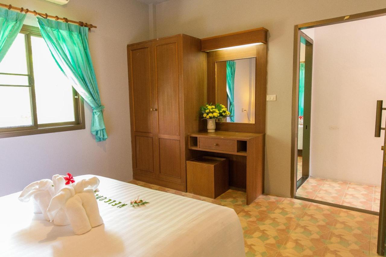 Adarin Beach Resort Mae Nam Exterior photo