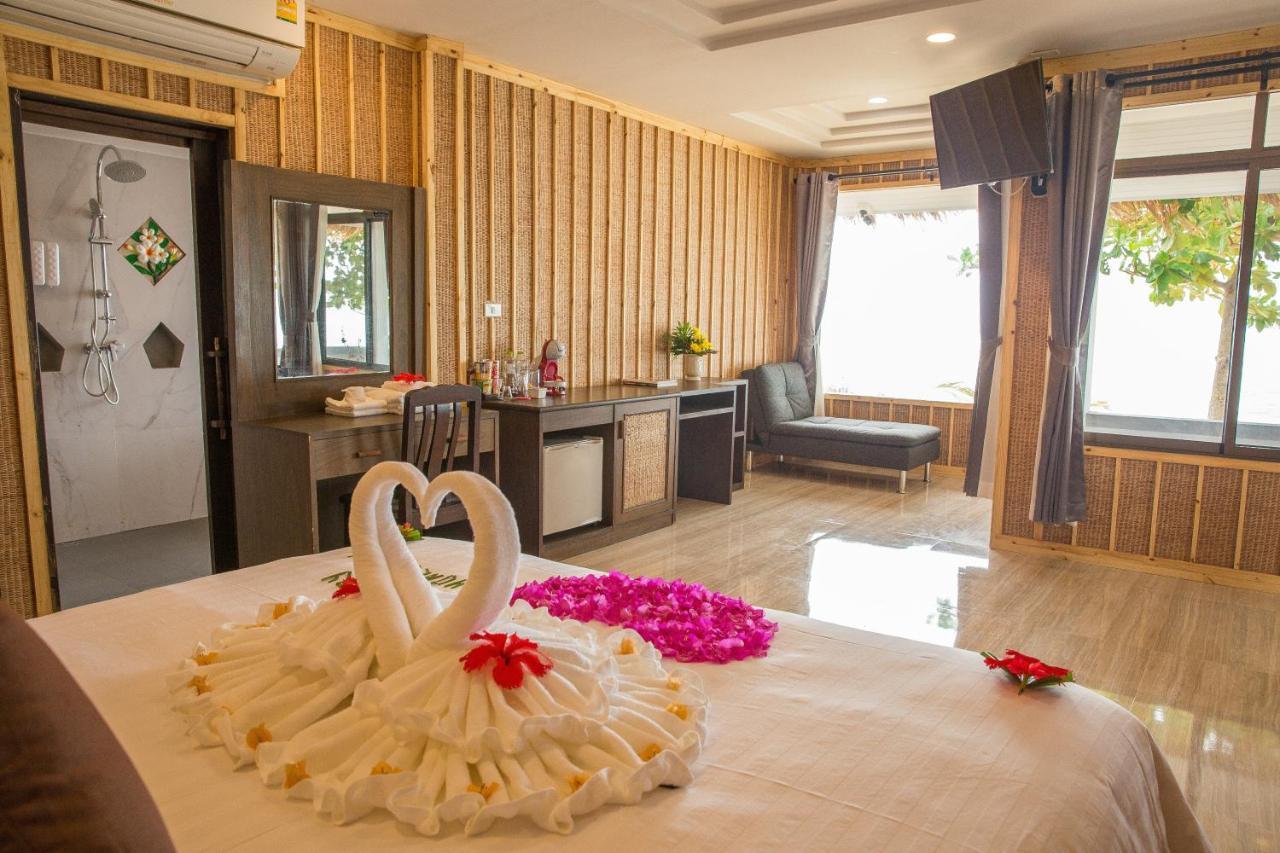 Adarin Beach Resort Mae Nam Exterior photo